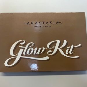 Anastasia Glow Kit